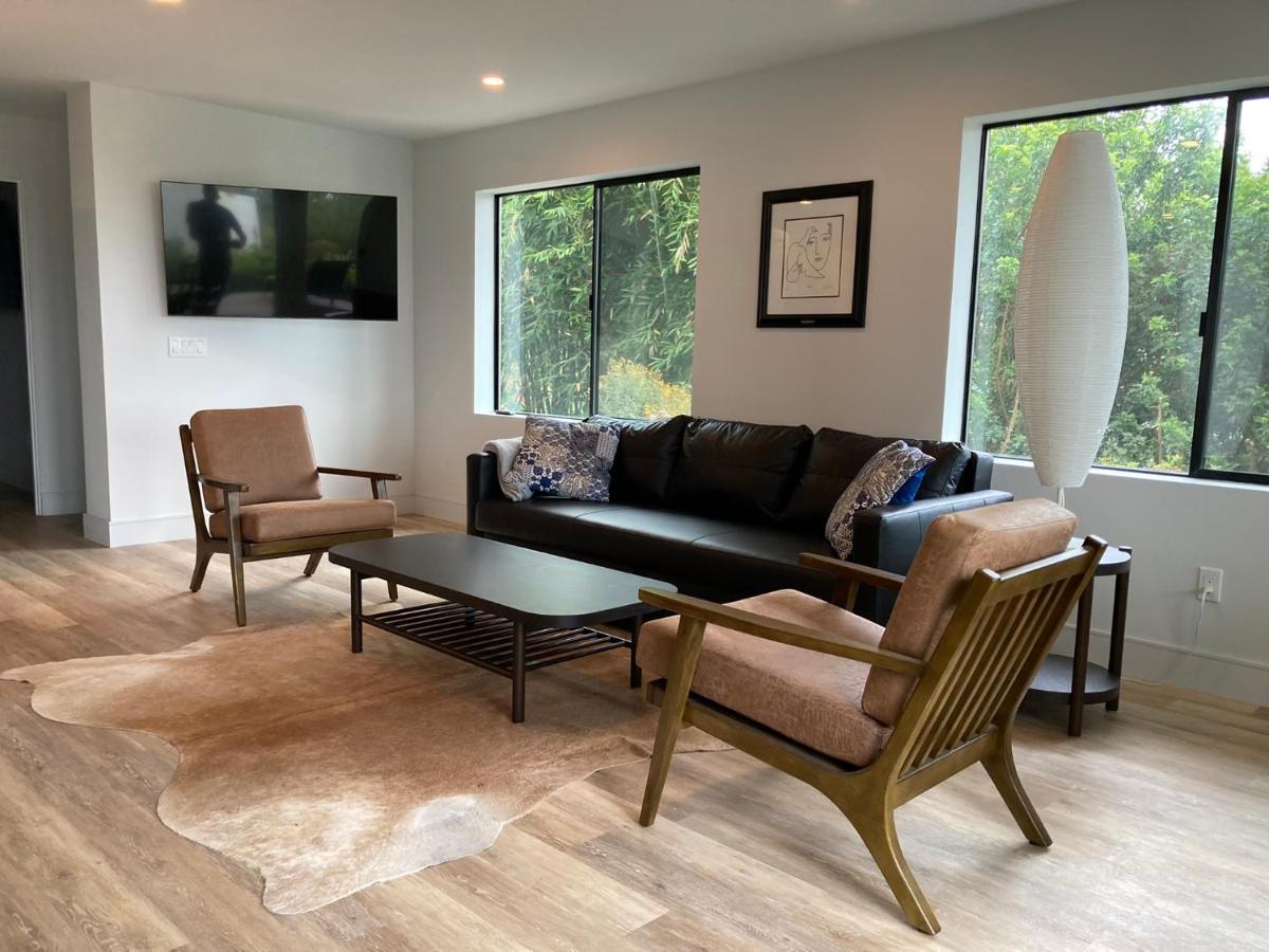 Smashing Newly-built With Ocean/bay/city Views! Apartment *