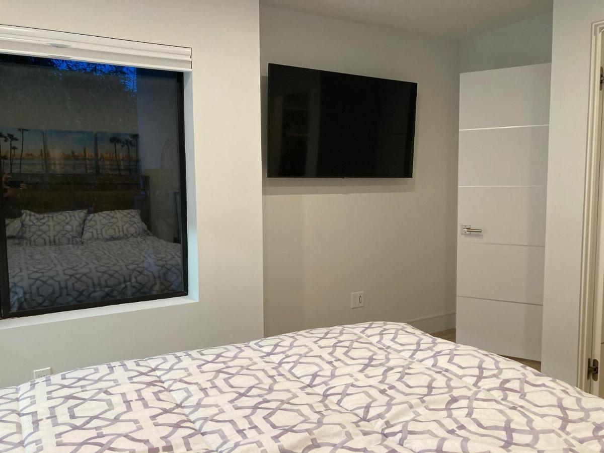 Apartment Smashing Newly-built With Ocean/bay/city Views! San Diego