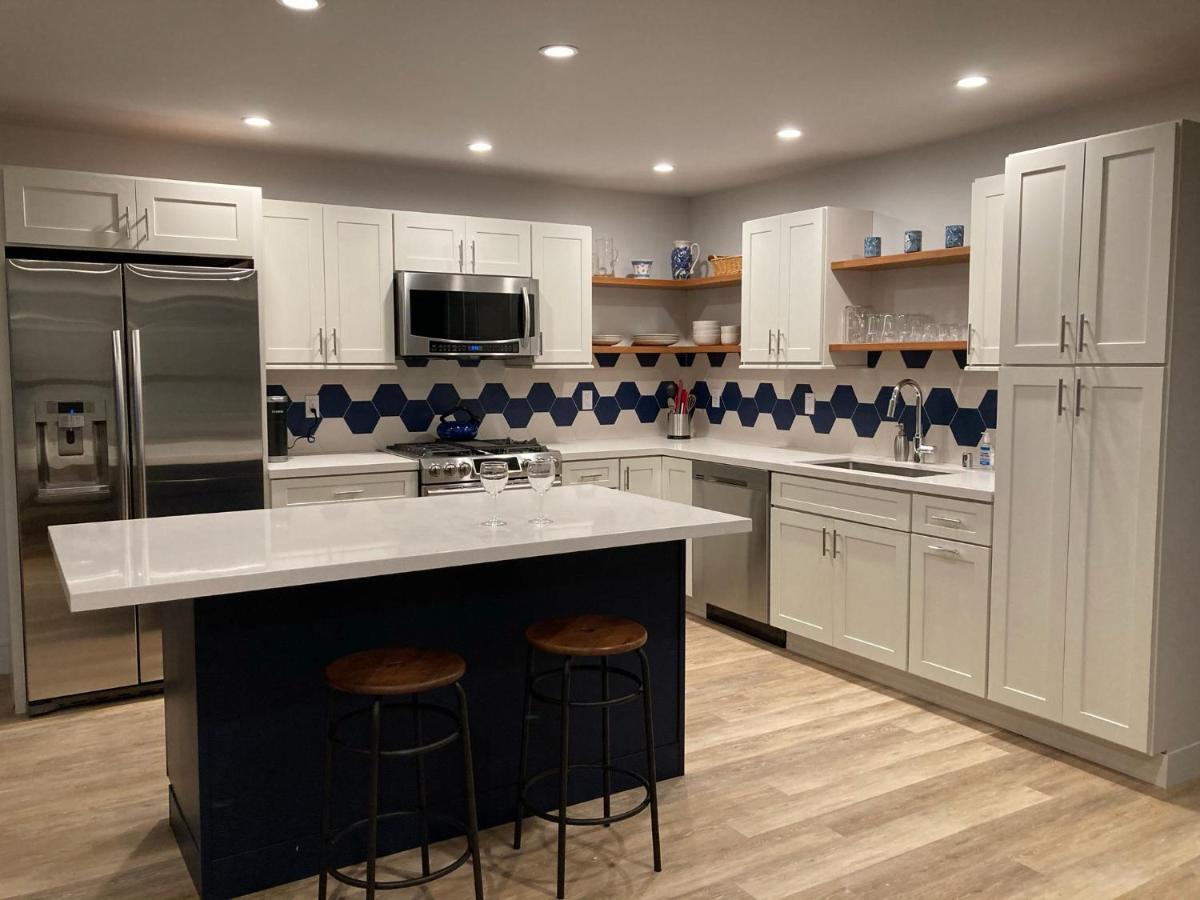 Apartment Smashing Newly-built With Ocean/bay/city Views! San Diego